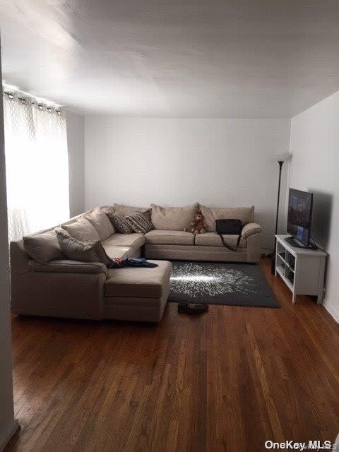 78-43 147 Street – photo 4