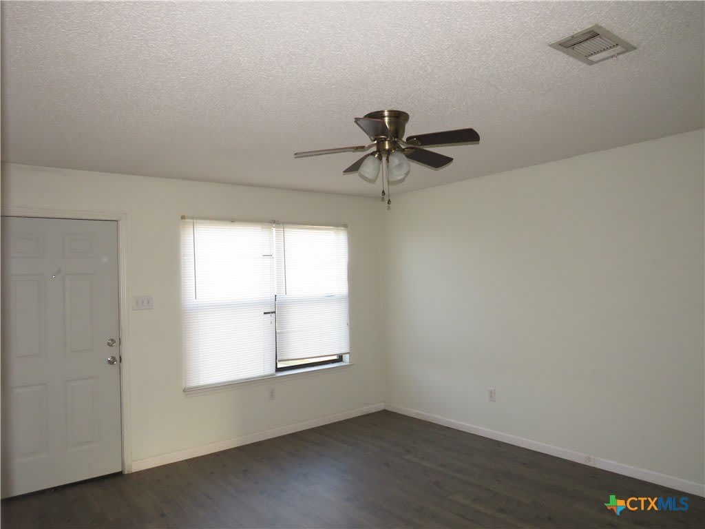142 Wolf Road – photo 2
