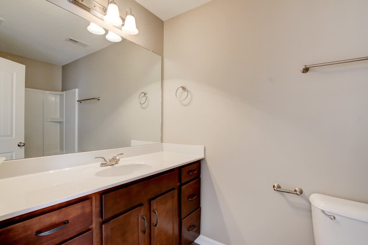 Charming Townhome Close to the Interstate! – photo 5