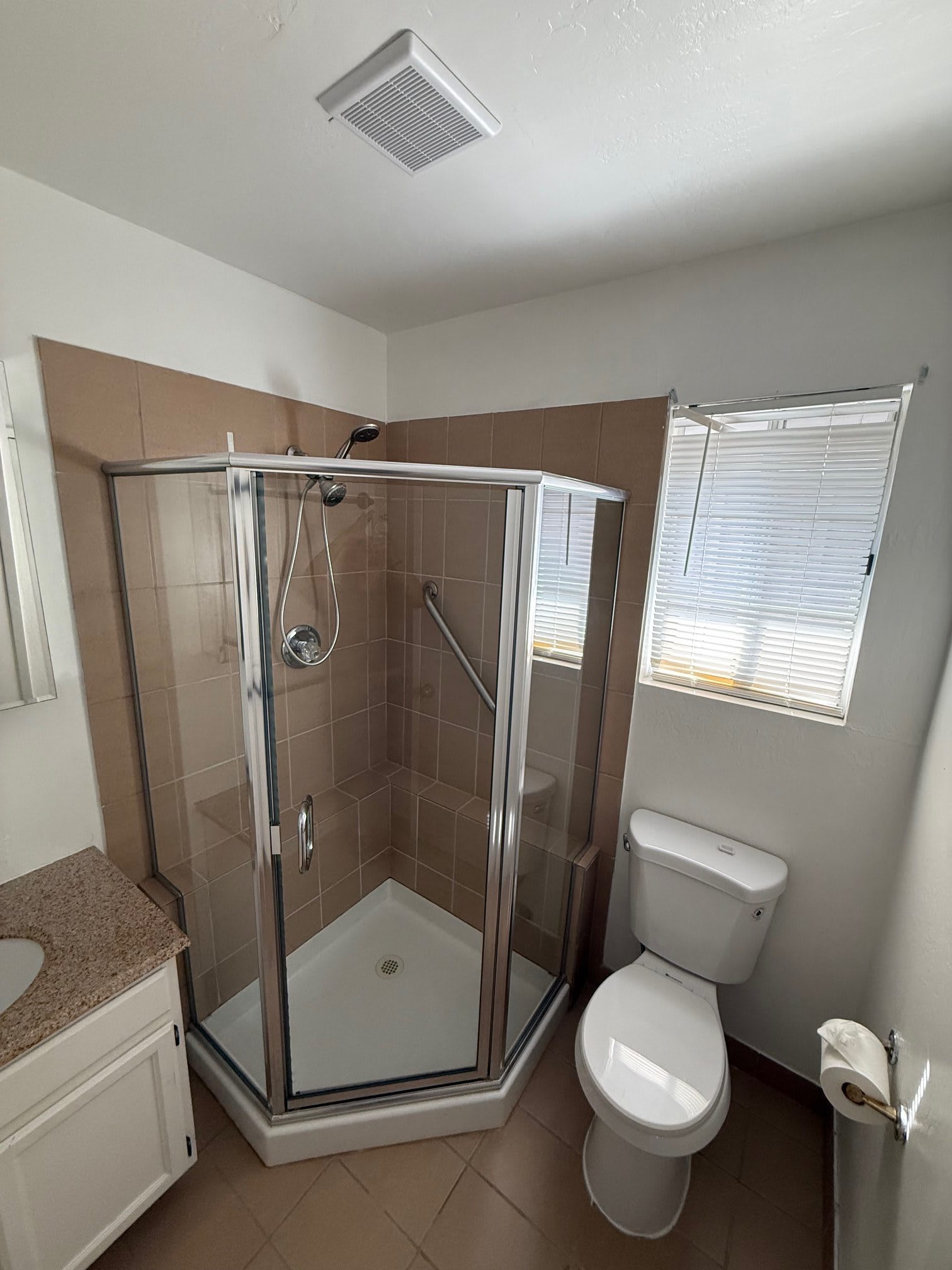 1017 Winton Dr – photo 2