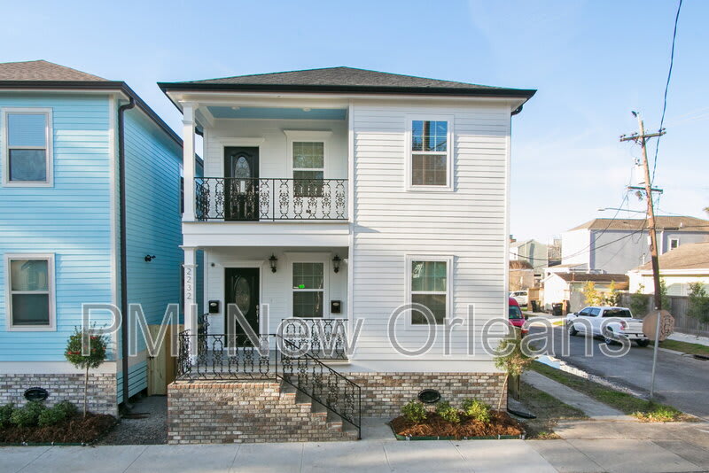 2232 Bienville St – photo 1