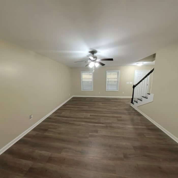 182 North Burson Avenue – photo 2