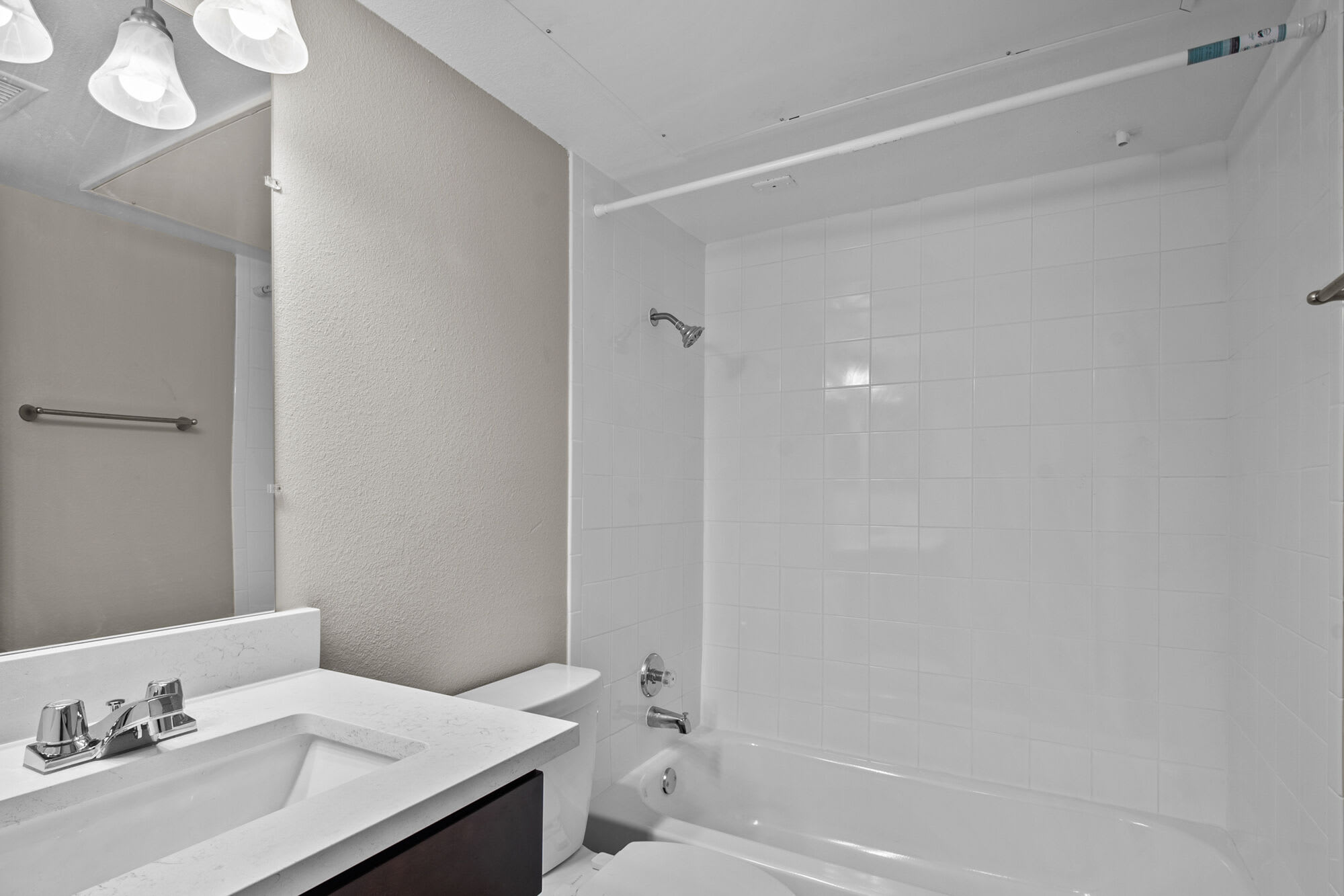 Kennington Apartments – photo 4