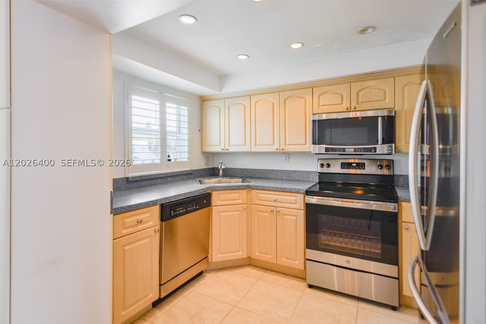 7720 SW 54th Ct – photo 3