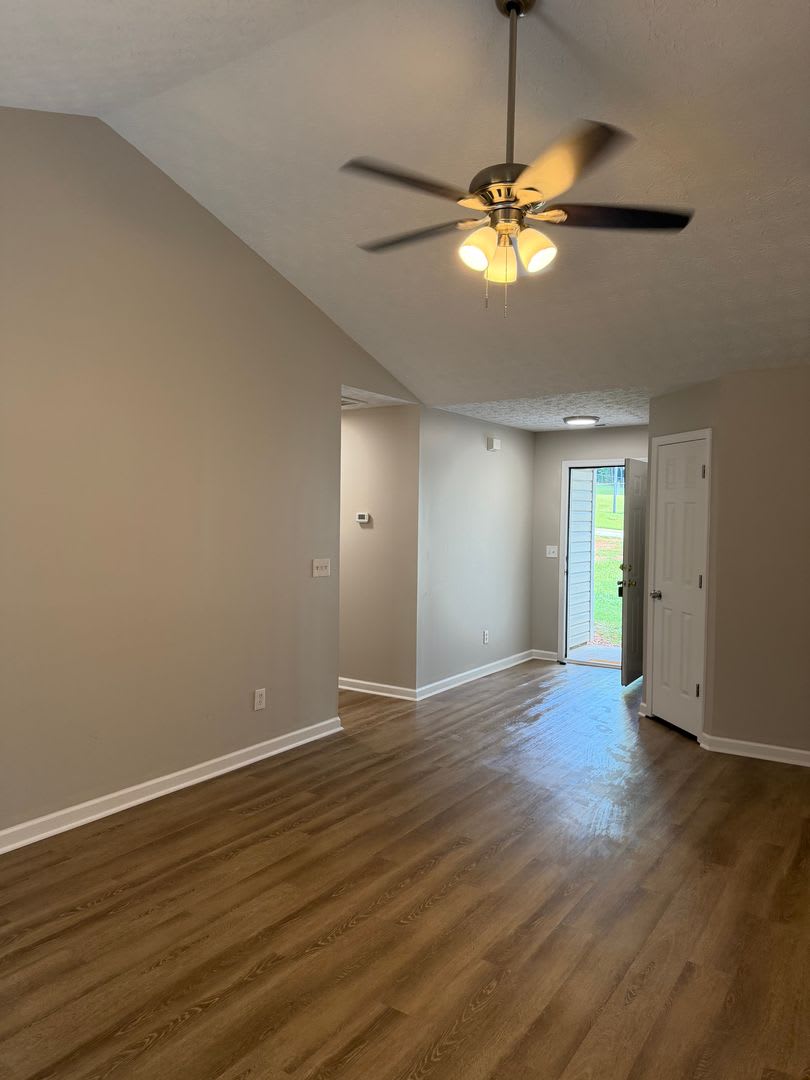 3 Bedroom 2 Bathroom Ranch Home – photo 5