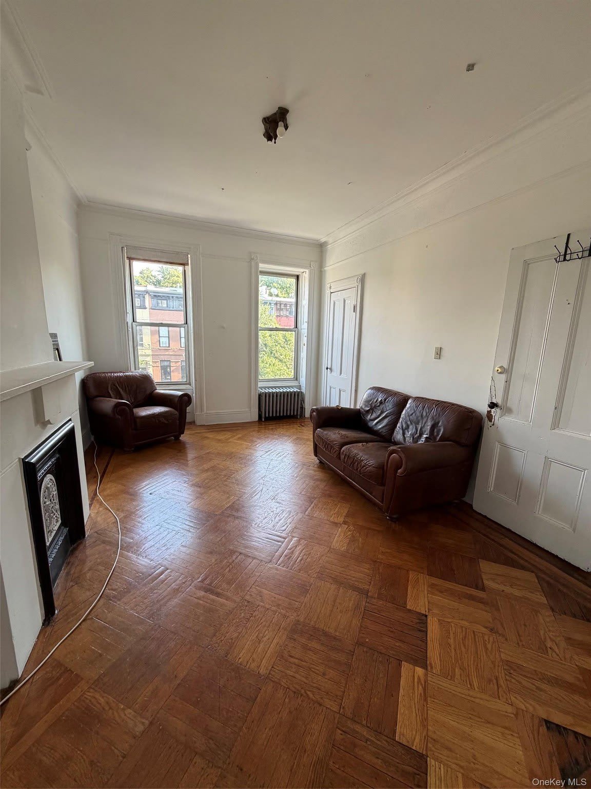 439 Quincy Street – photo 2