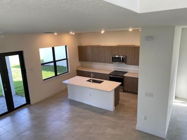 4435 Southwest 174th Avenue – photo 2