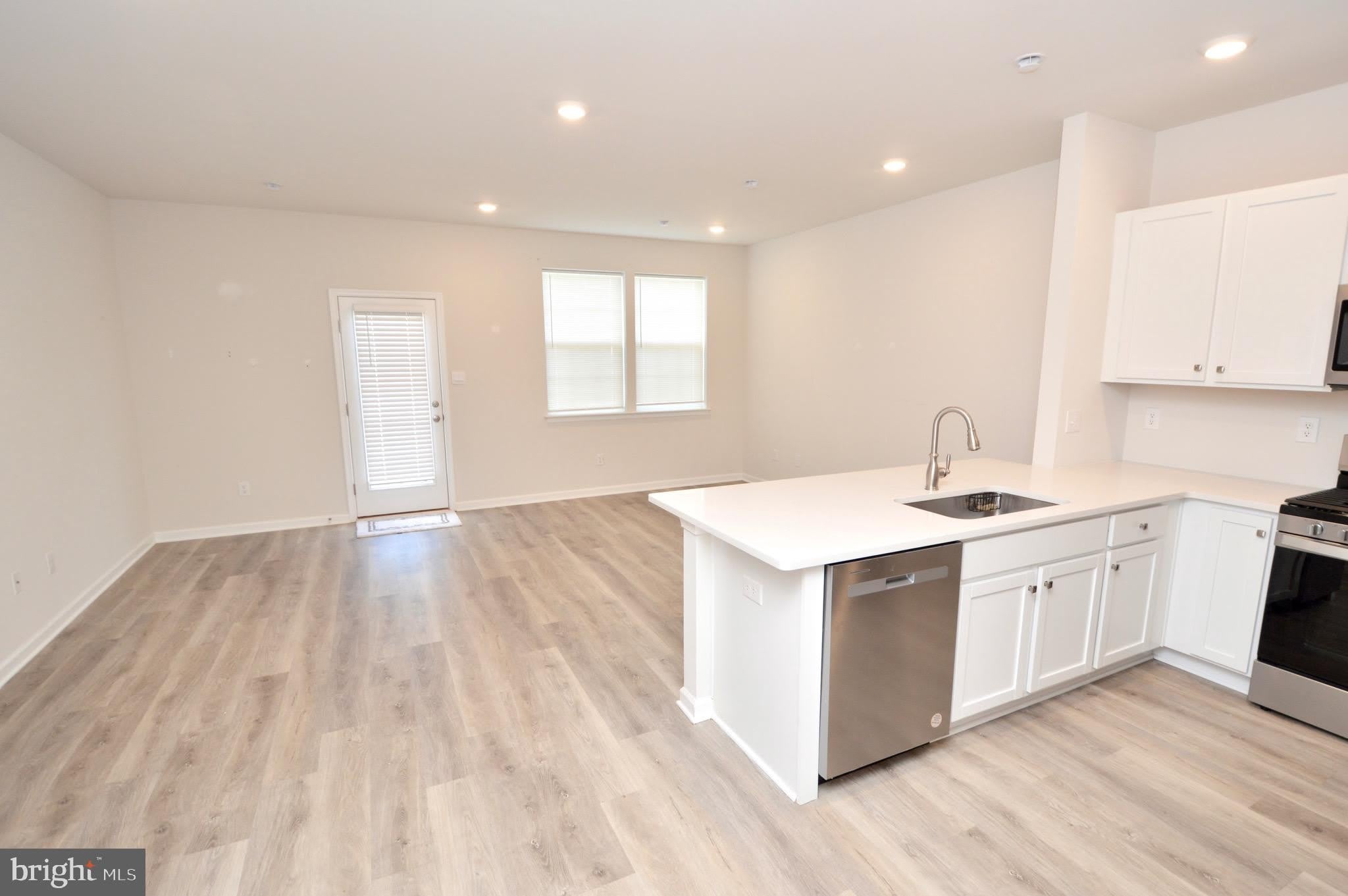 78 NELSONS Way – photo 2