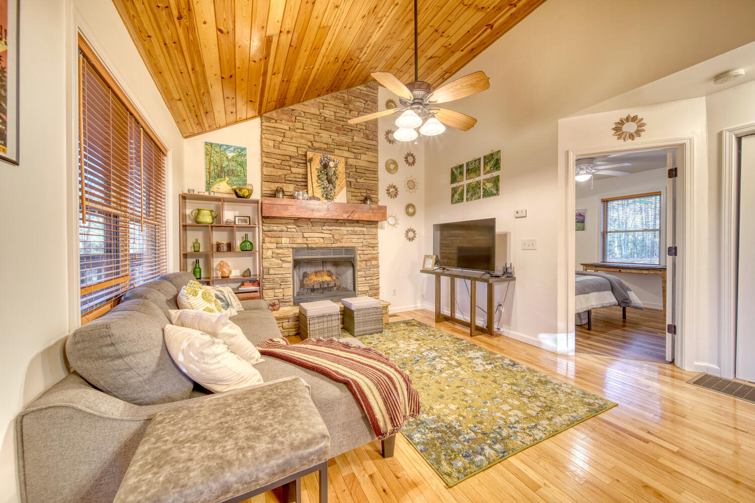 238 Teakwood Trail – photo 3