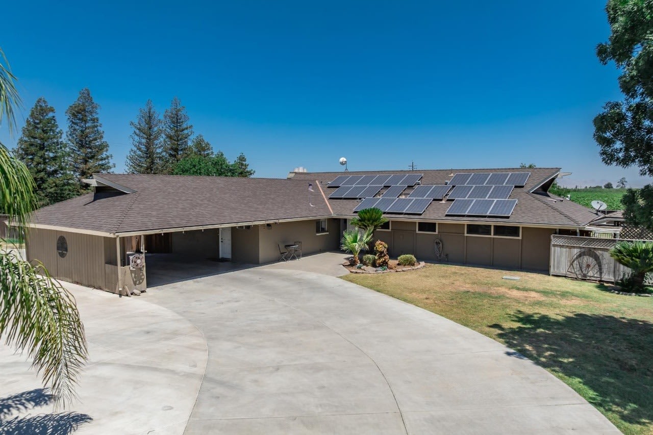 936 E Nebraska Ave – photo 1