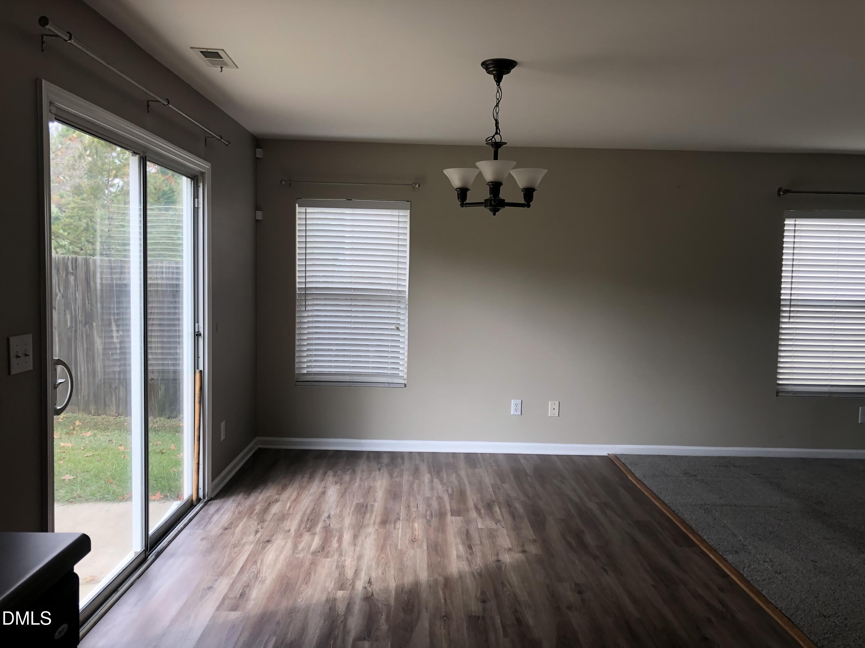 105 Palmdale Court – photo 5