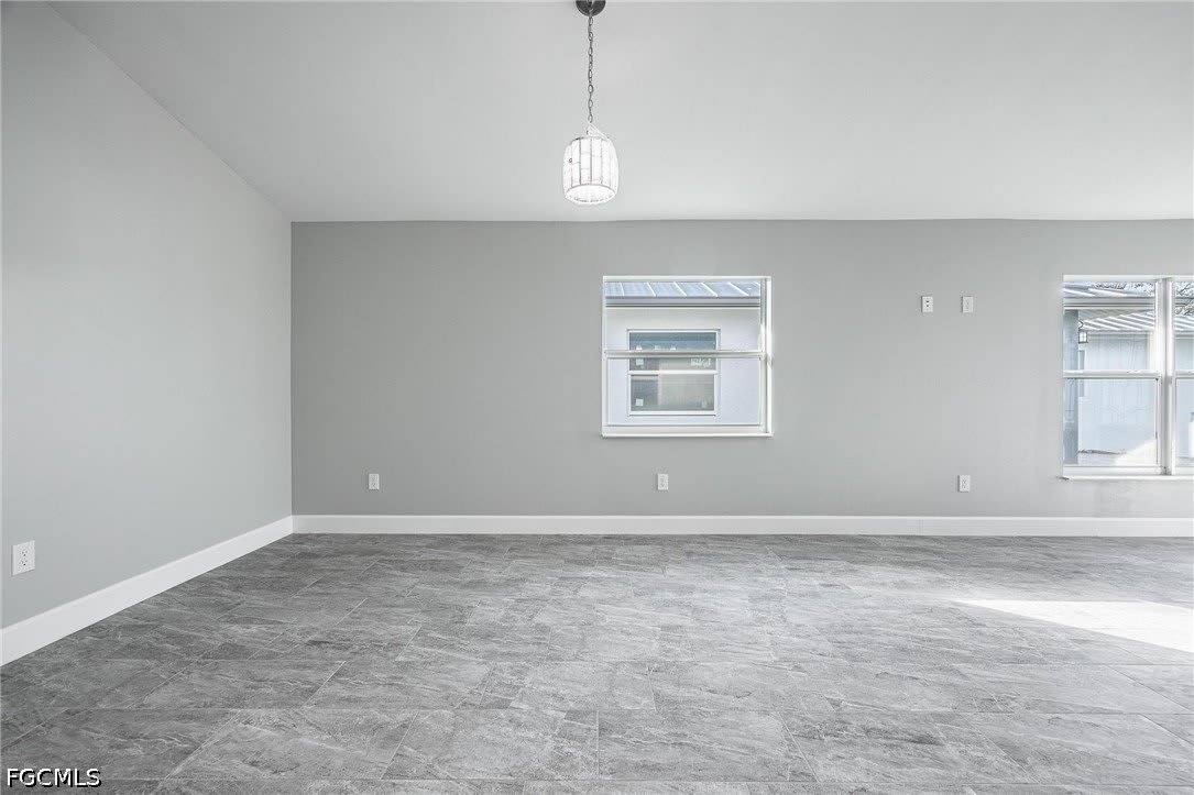 184 Village Circle – photo 4