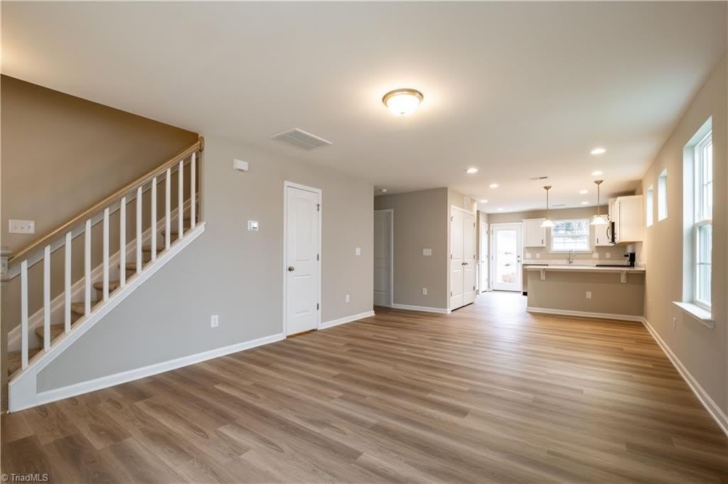 112 Tallwood Drive – photo 3
