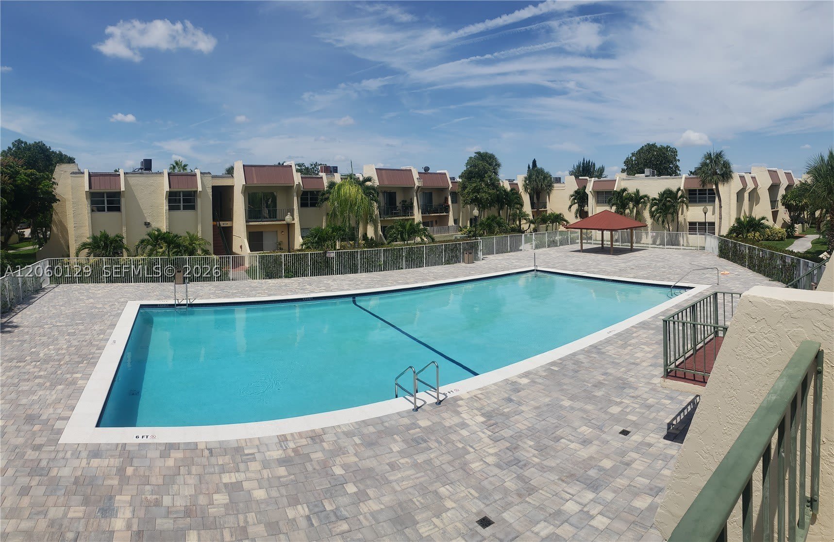 13934 SW 90th Ave – photo 2