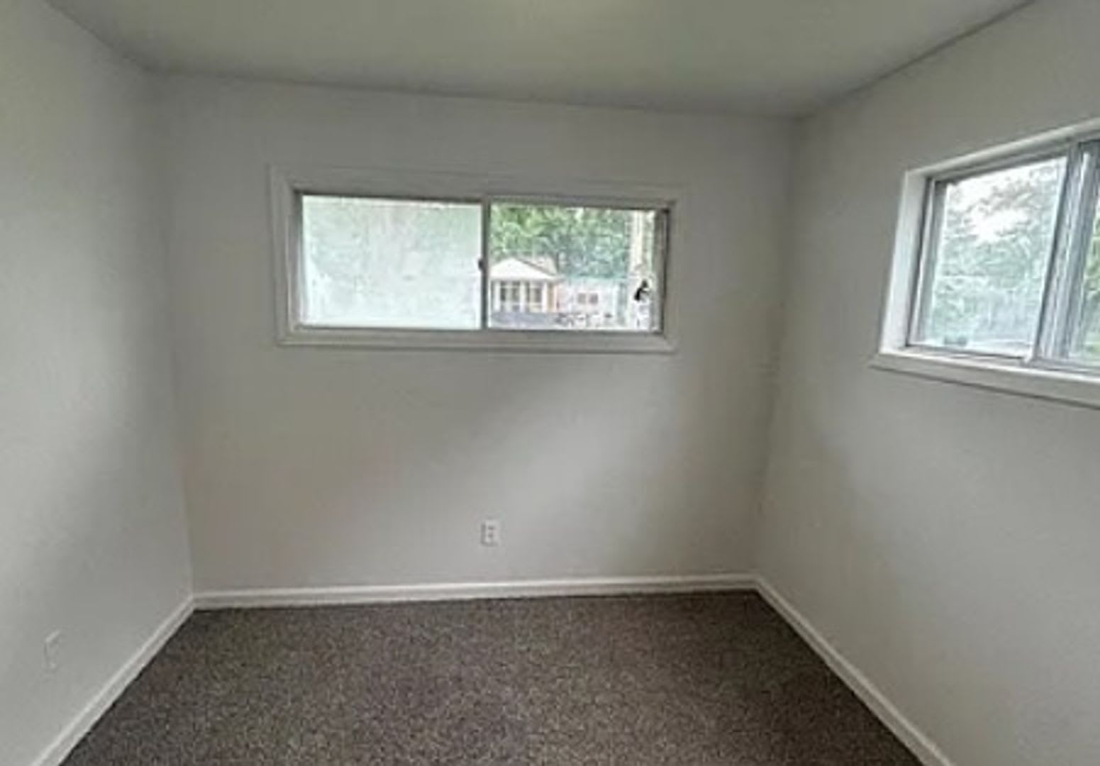 For Lease – photo 4