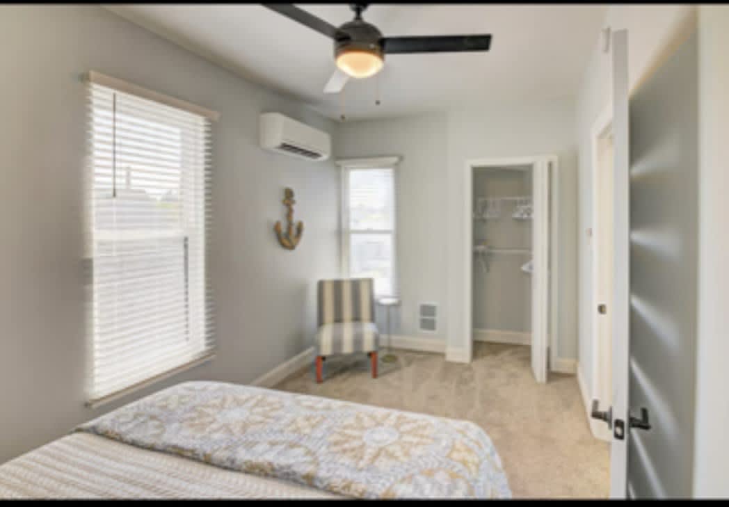 350 Terrace AveA – photo 3