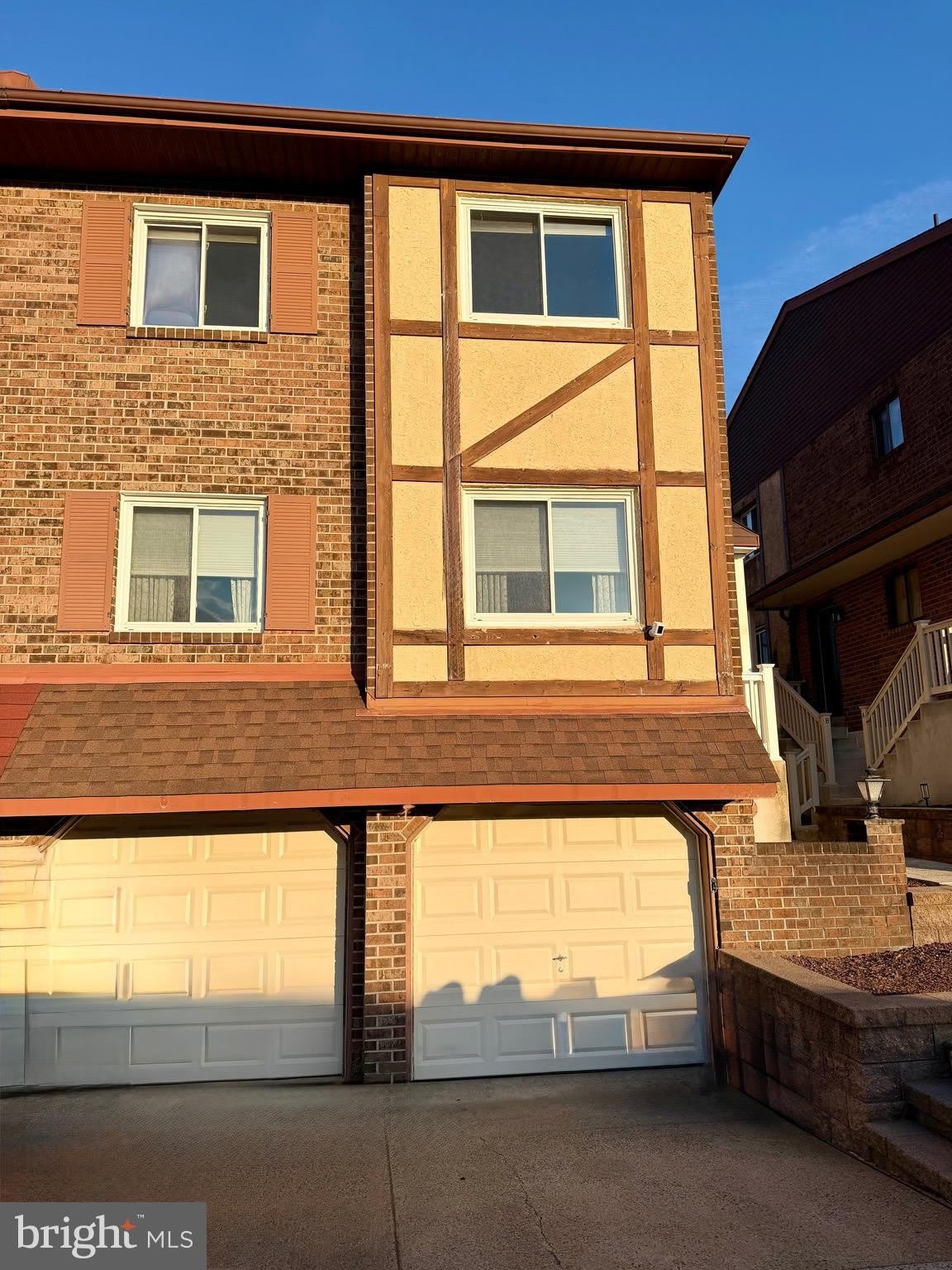 15177 Beverly Drive – photo 1