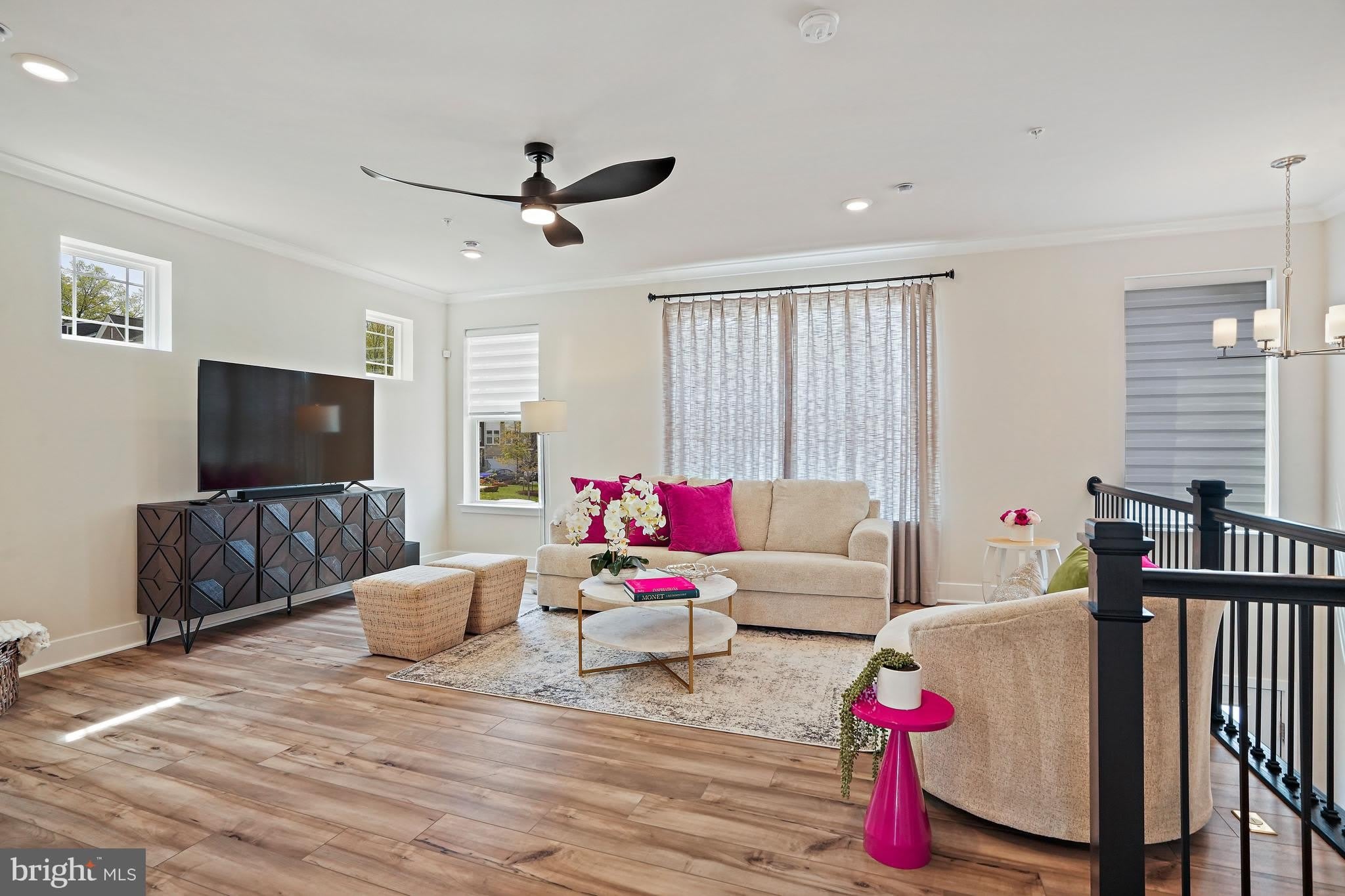 3057 Perthshire Place – photo 4