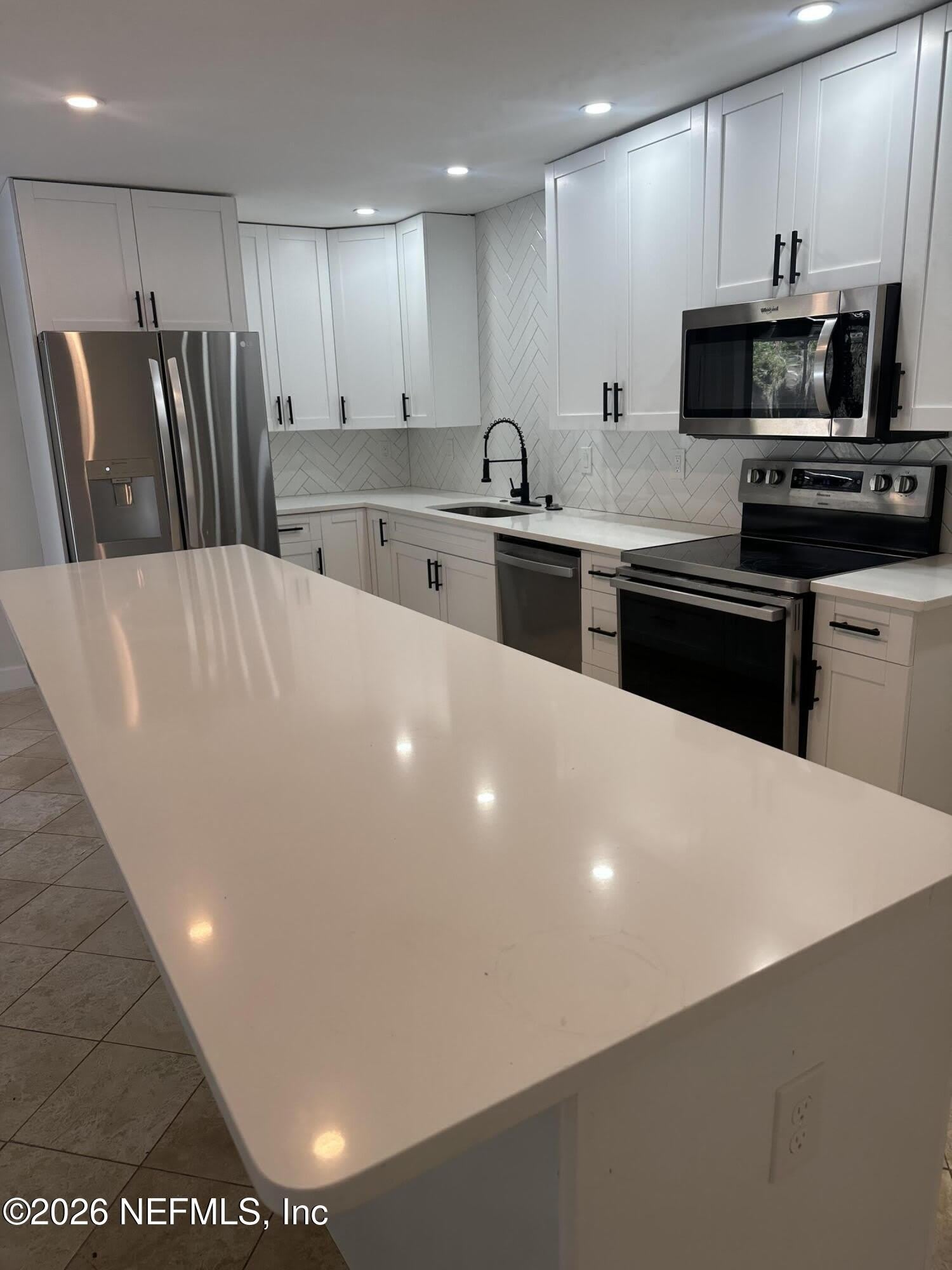 112 GRANADA Lane – photo 3