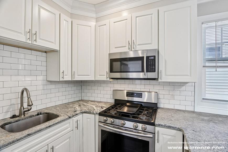1048 Saratoga St. – photo 4