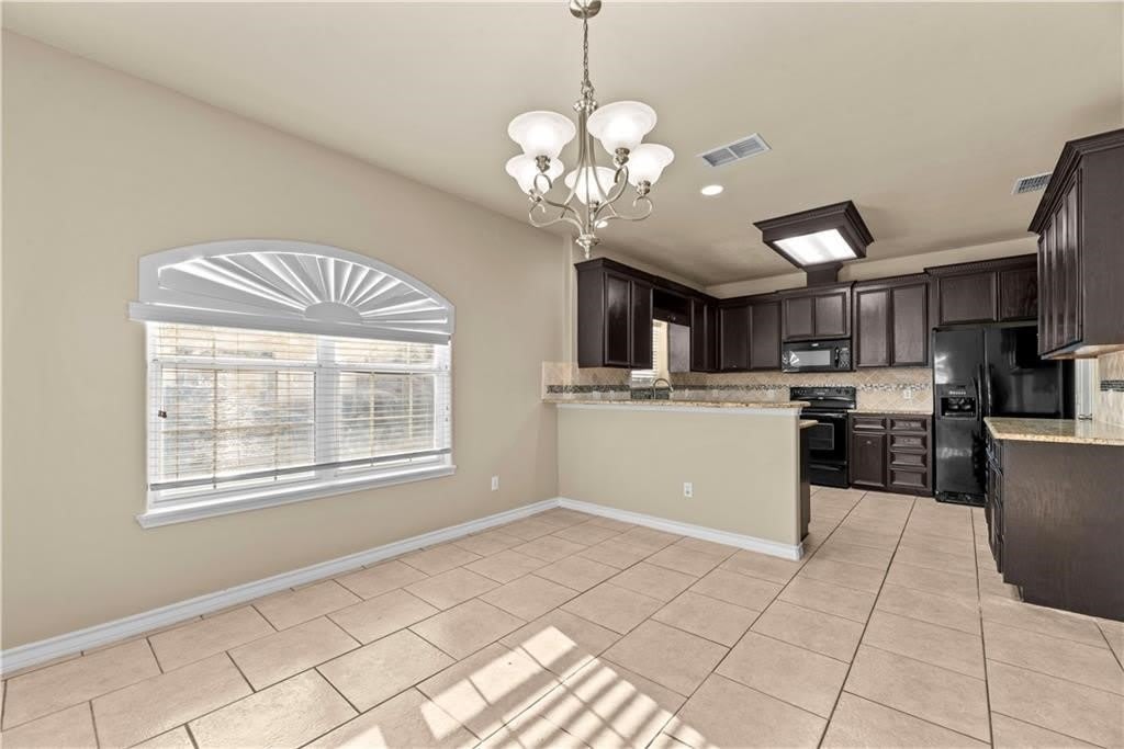 6438 Hardwick Street – photo 4