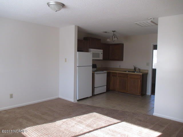 218 Easy Street – photo 2