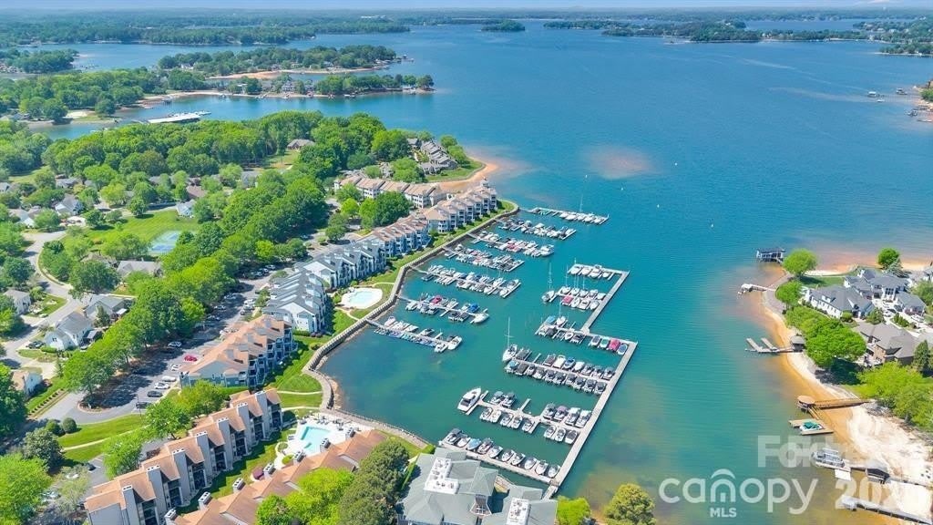 18755 Vineyard Point Lane – photo 5