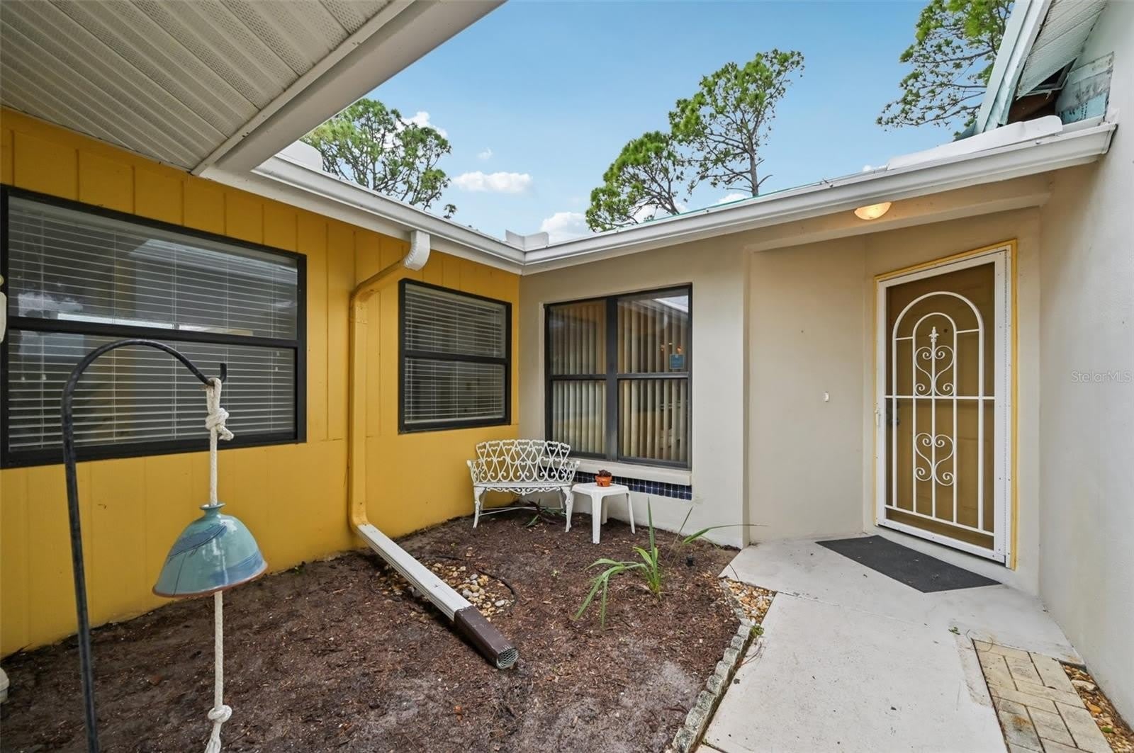 227 Southampton Drive – photo 3