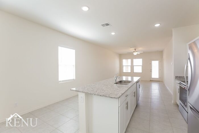 18443 Conquistador Drive – photo 4