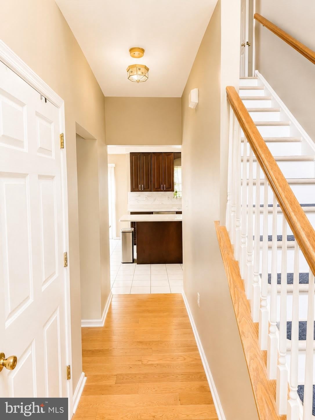 4037 RUNNYMEAD Drive – photo 4
