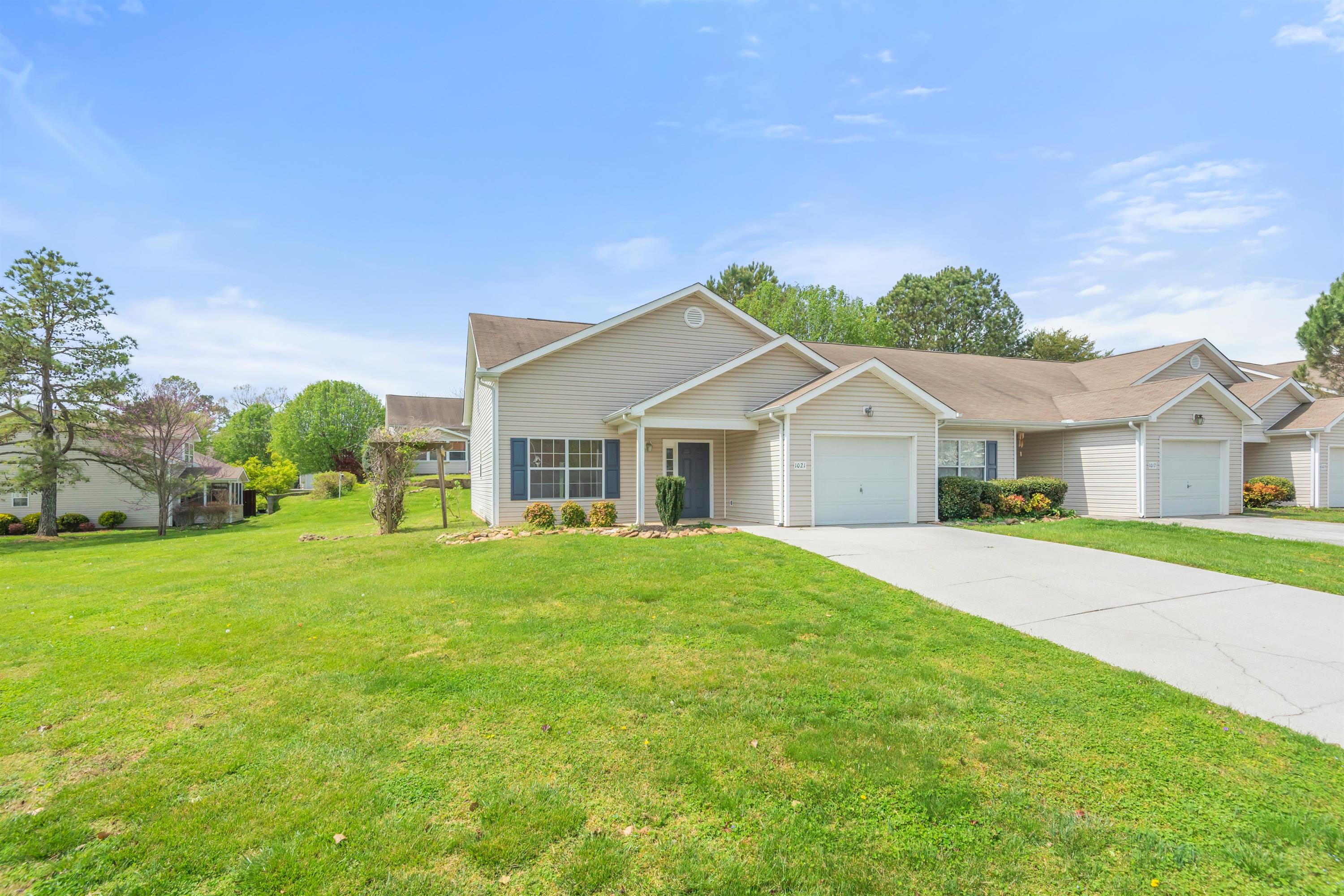 1021 Brittany Deanne Lane – photo 4