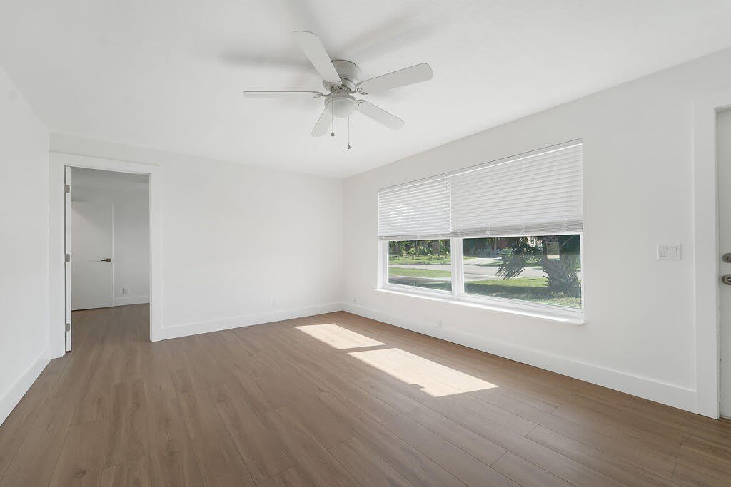 4317 Birdwood Street – photo 2