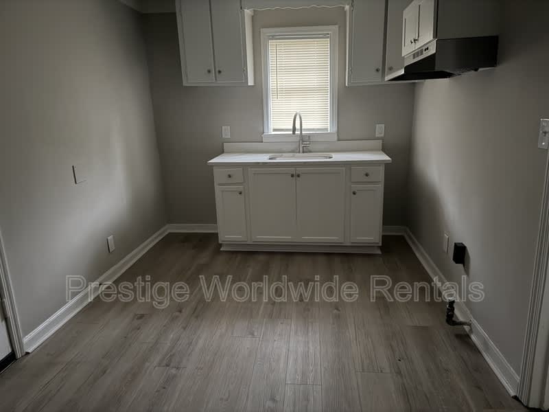 2708 Lumpkin Court – photo 2