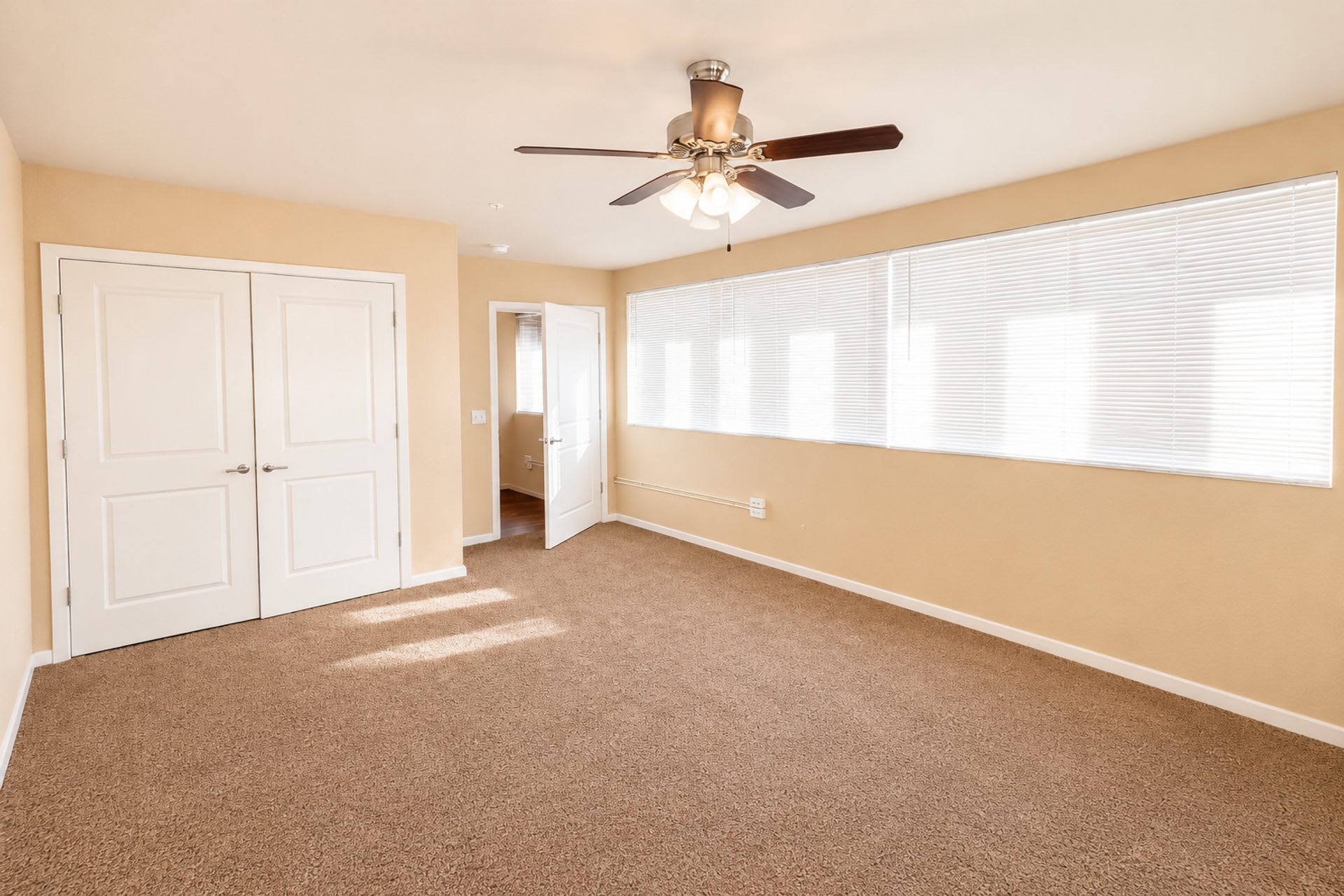 Modern Downtown Living at Dale Lofts – photo 2