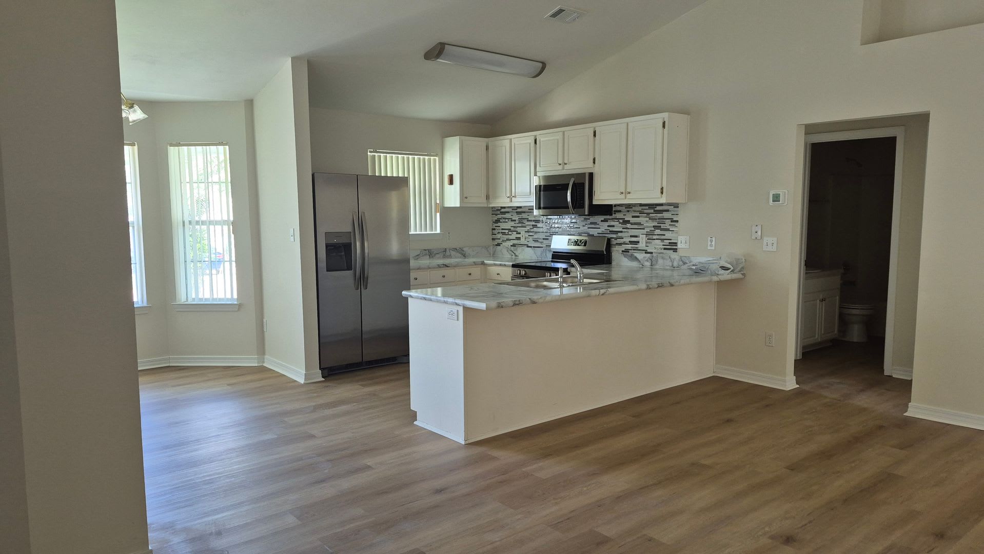 Welcome to Chimey Pines, where your dream home awaits! – photo 4