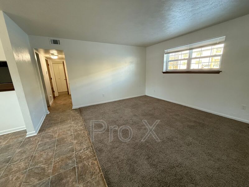 124 E Highland – photo 2