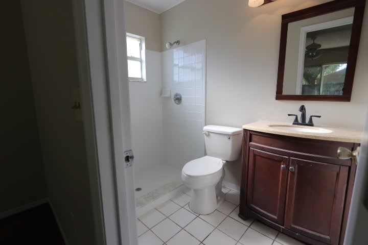 9438 Bud Wood St – photo 5