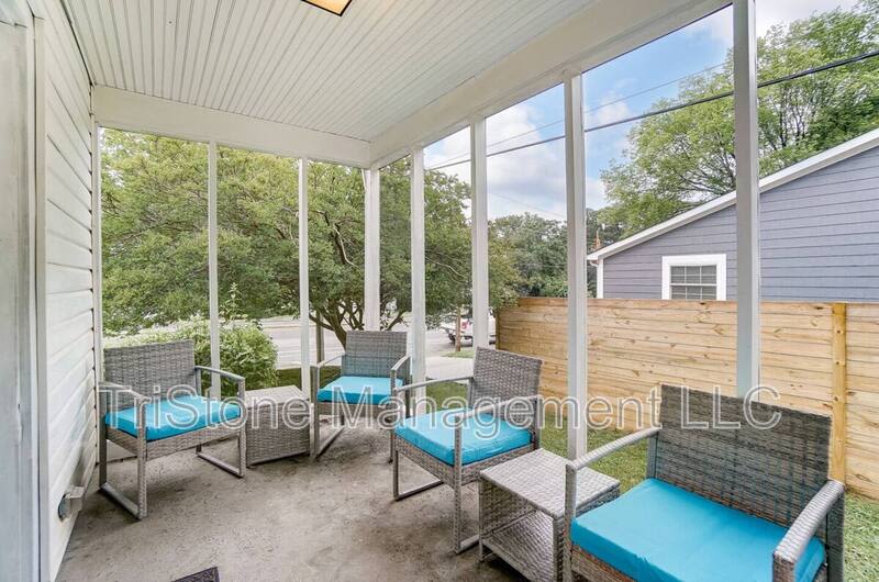 1317 Remount Road – photo 5