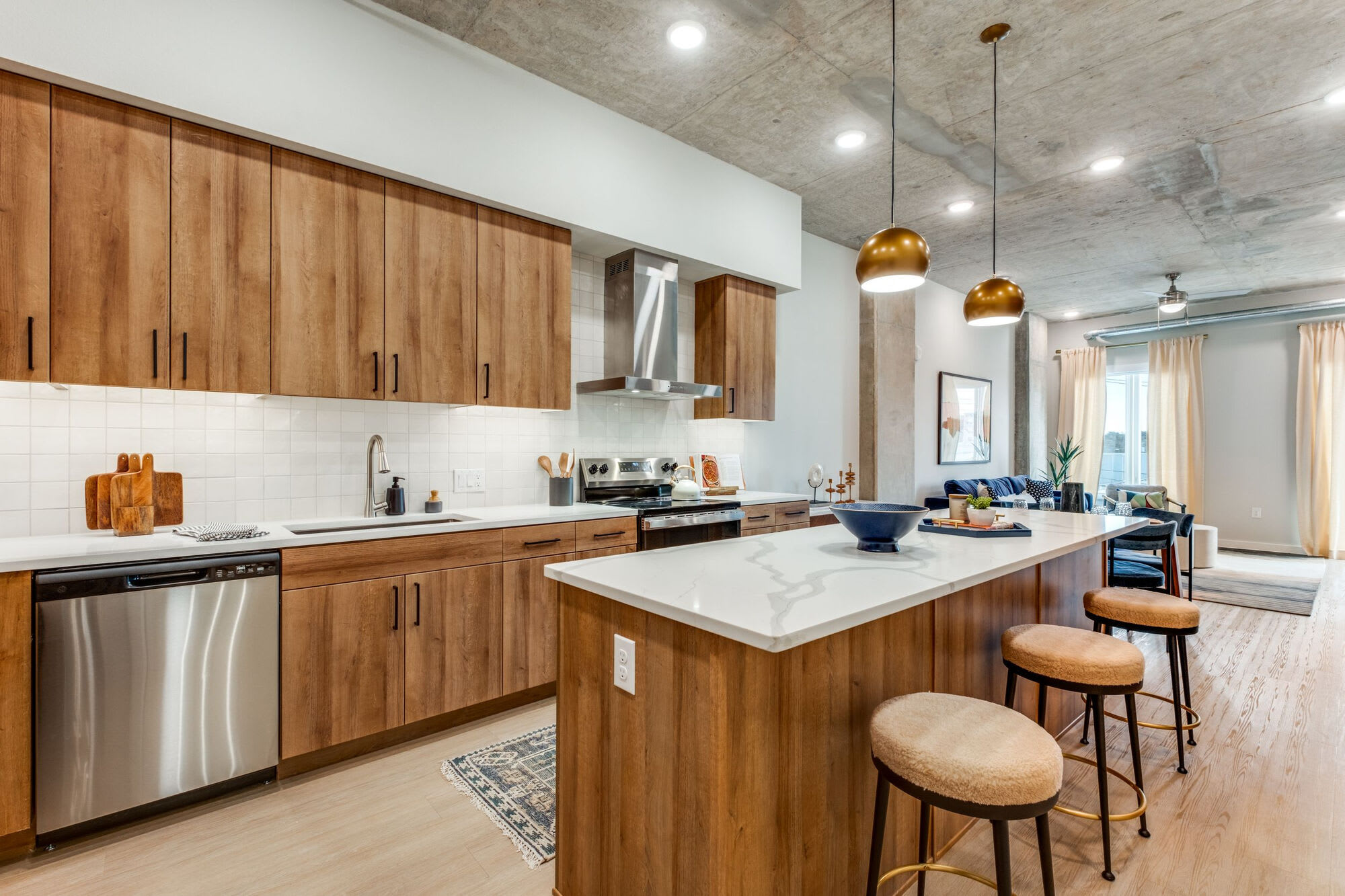 2800 Taylor – photo 2