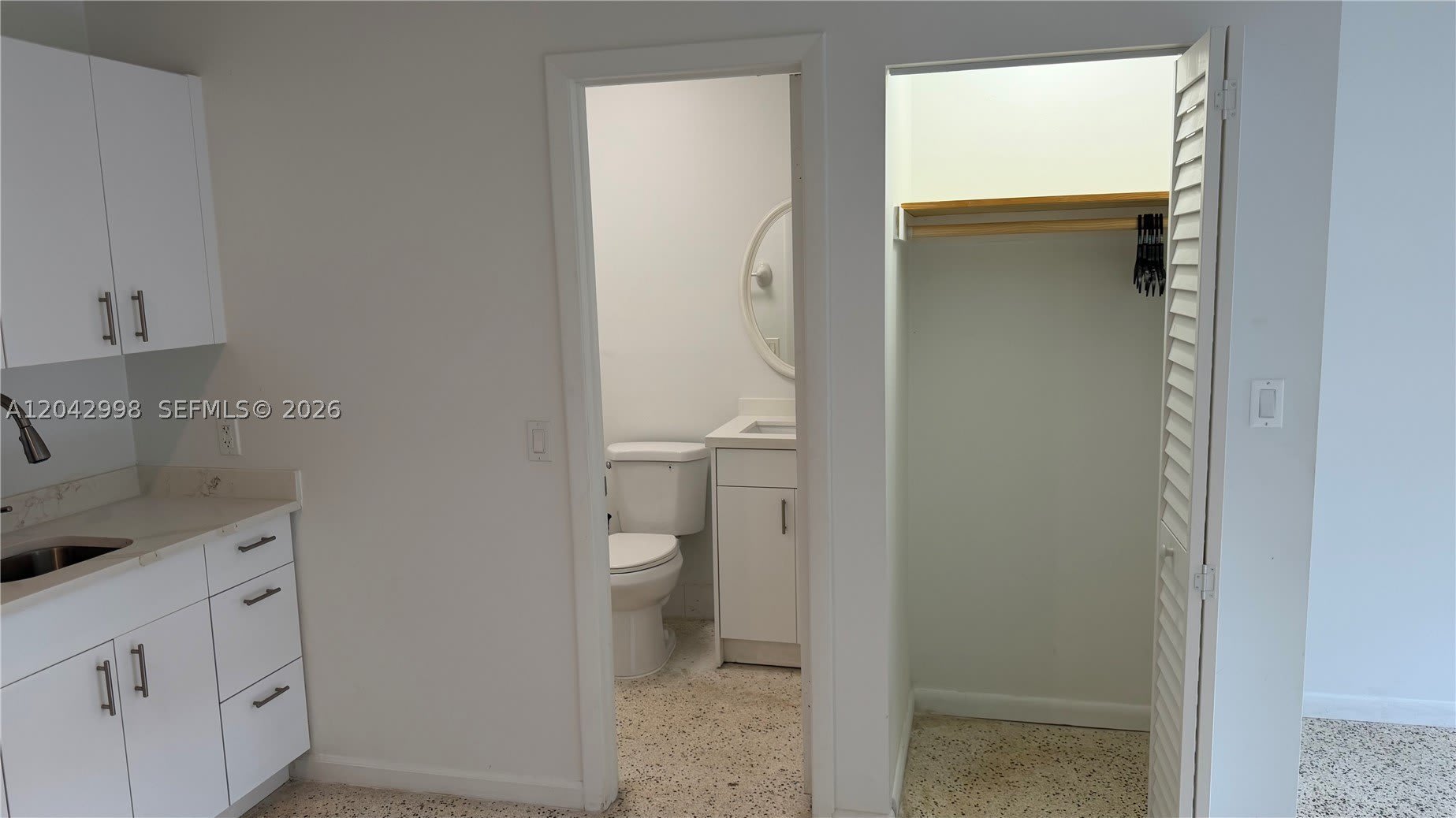 612 NW 43rd Ct – photo 5