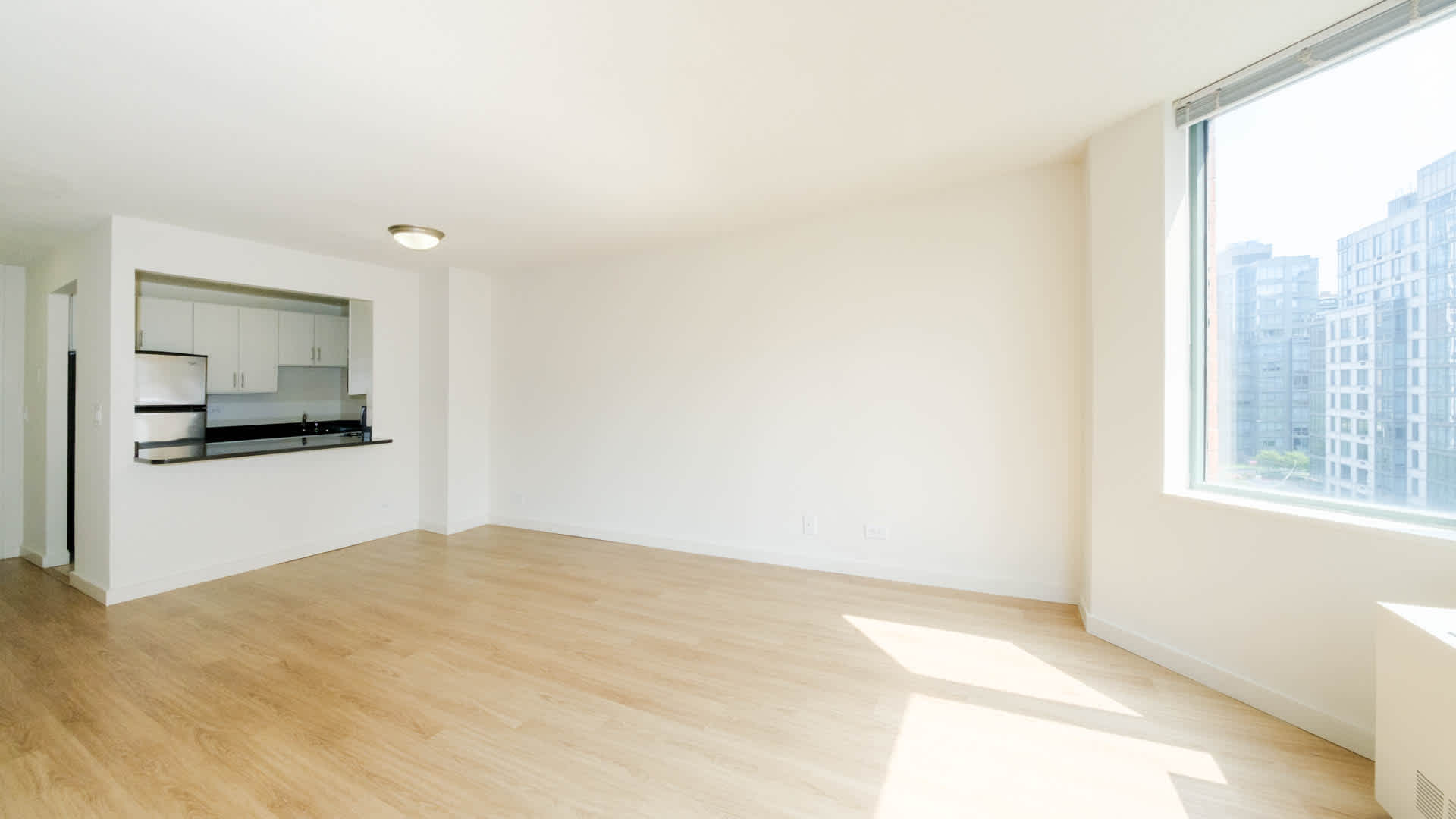 West 96th – photo 3