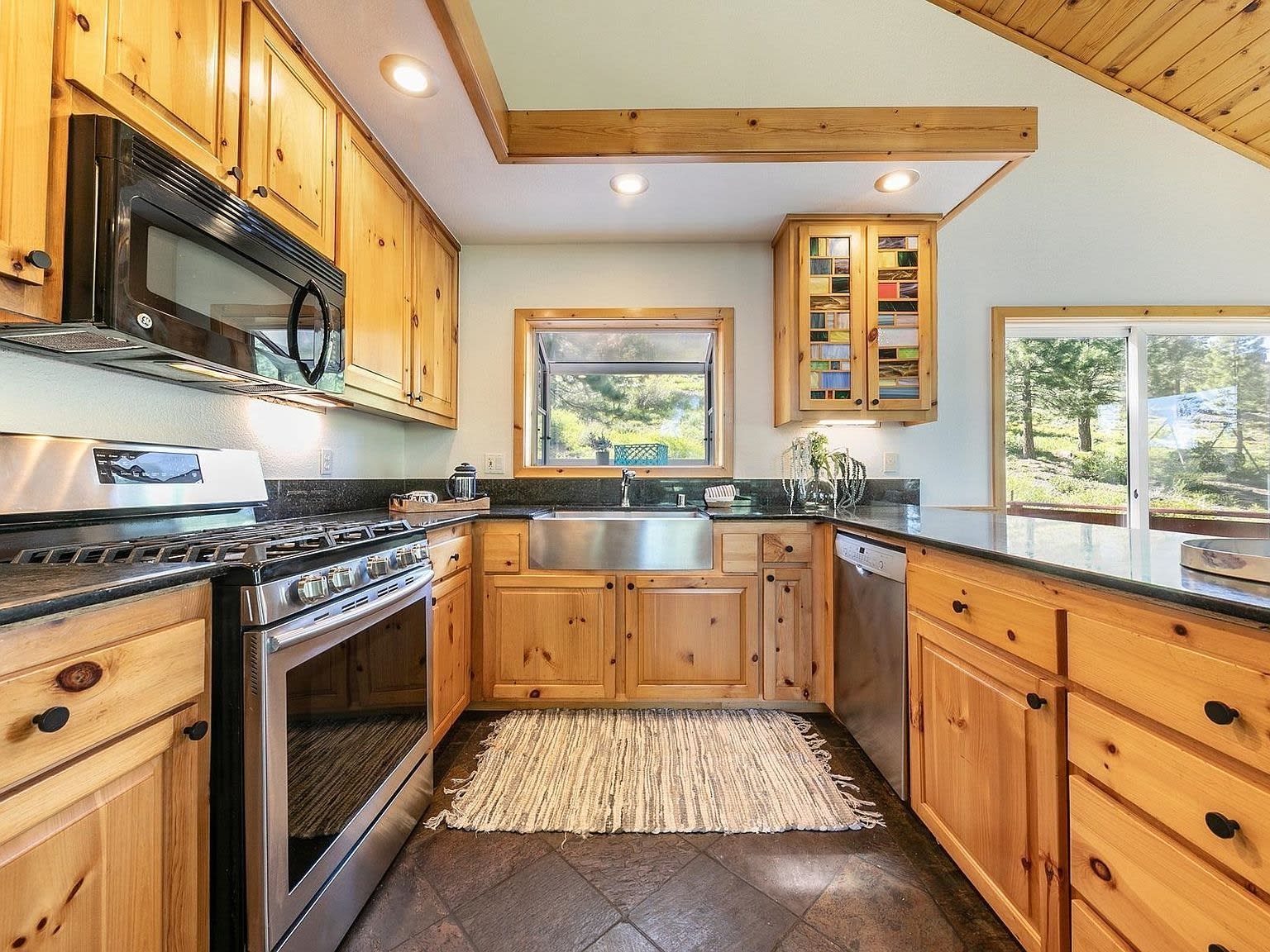 12742 Stockholm Way – photo 4