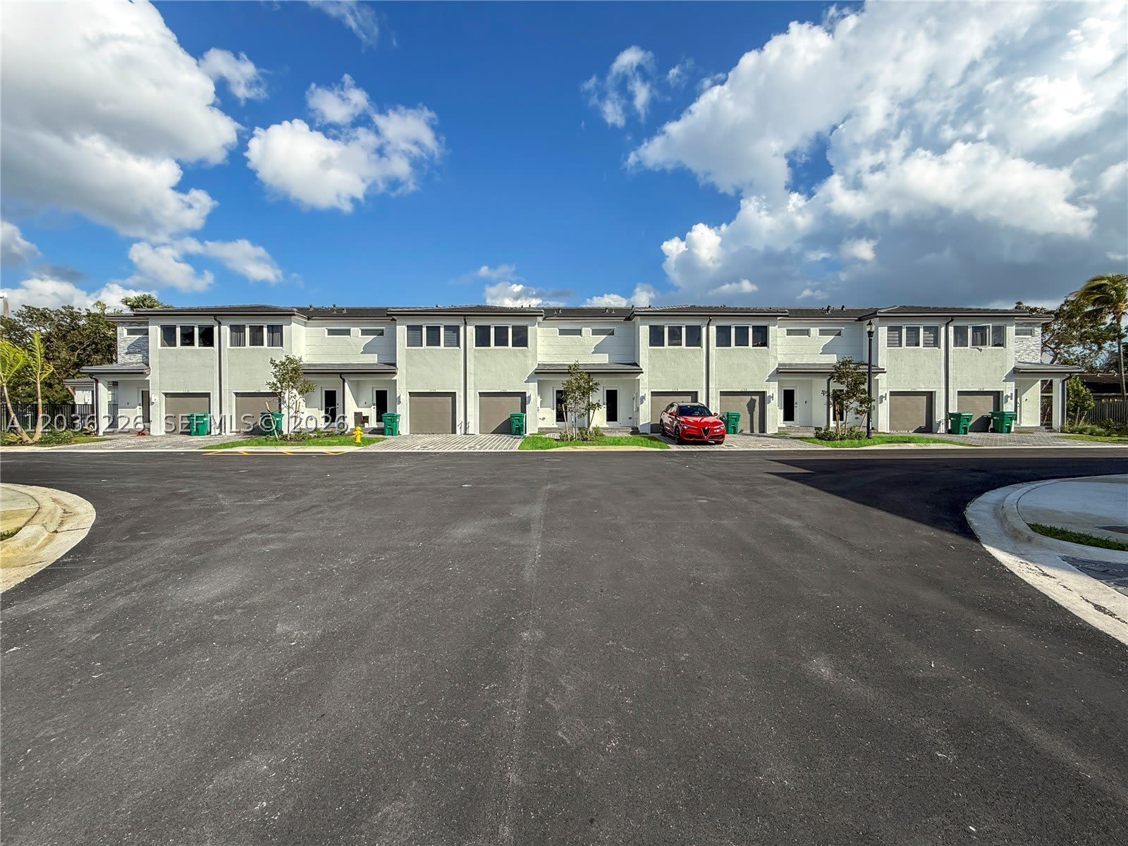 3770 SW 50th Ave – photo 4