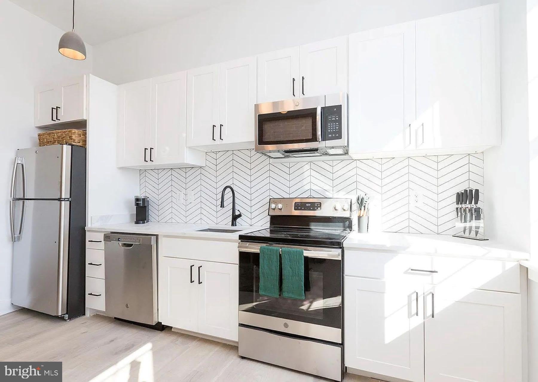 415 SAINT PAUL Street – photo 1