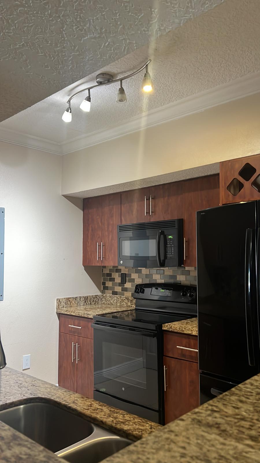231 Southwest 116th Avenue – photo 4