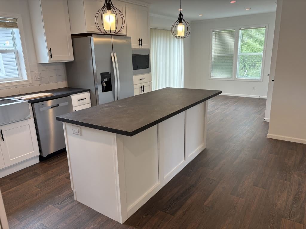 13910 Burgundy Ave – photo 5