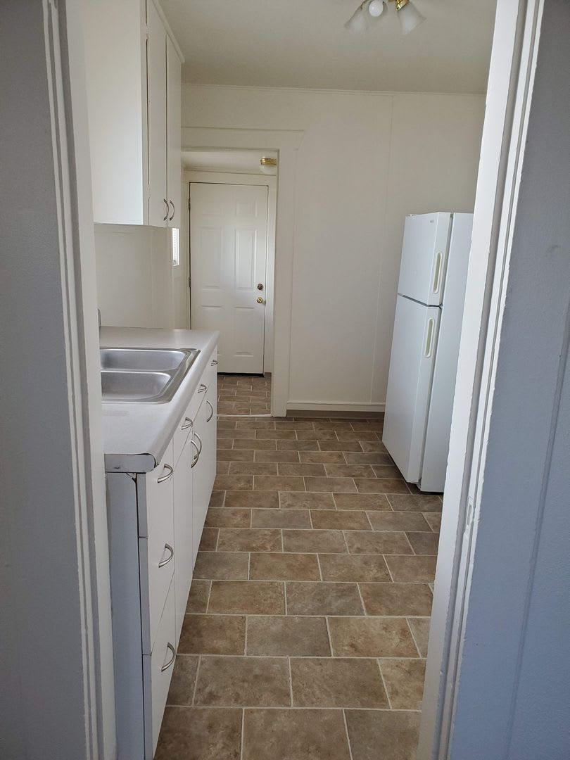 1 Bedroom, 1 Bathroom Home – photo 3