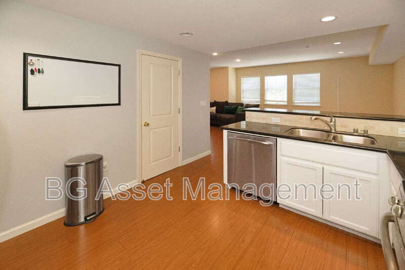 1653 Northshore Dr – photo 4