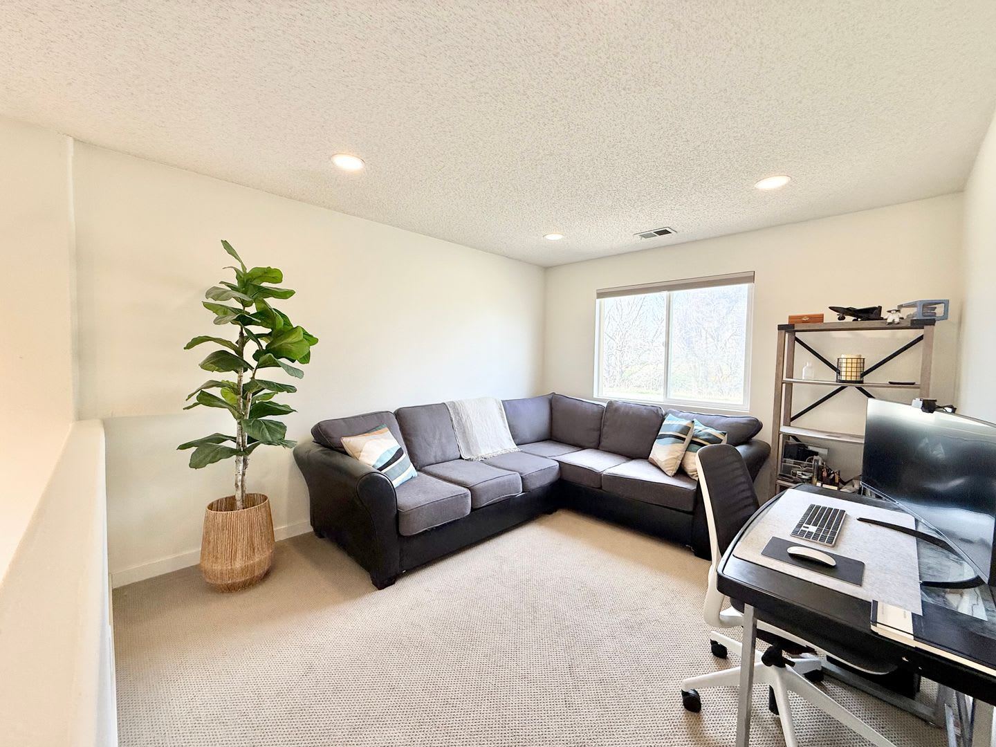 Beautifully Remodeled Home Backing To Open Space High Line Canal Trail – photo 5