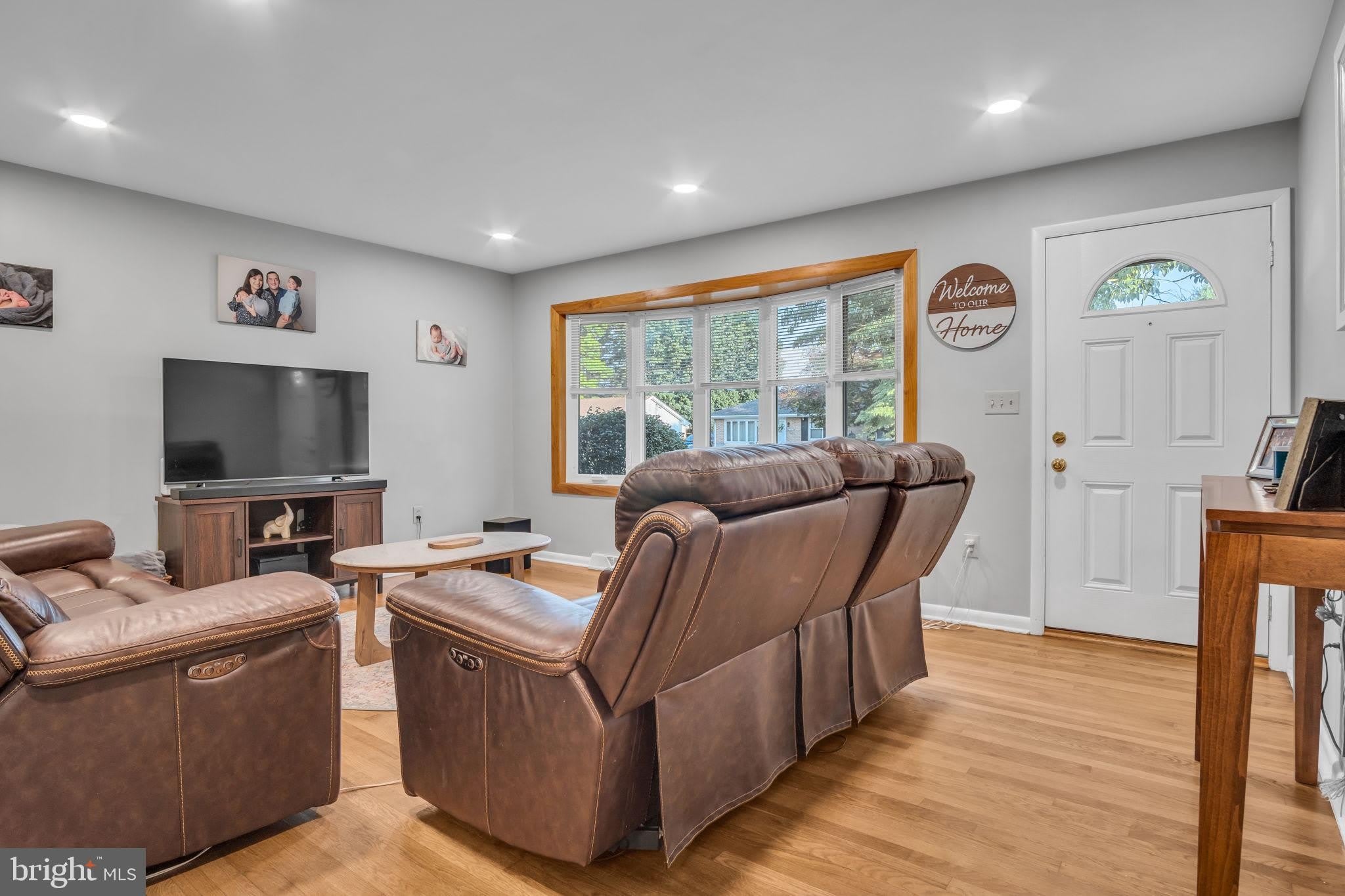 583 F St – photo 5